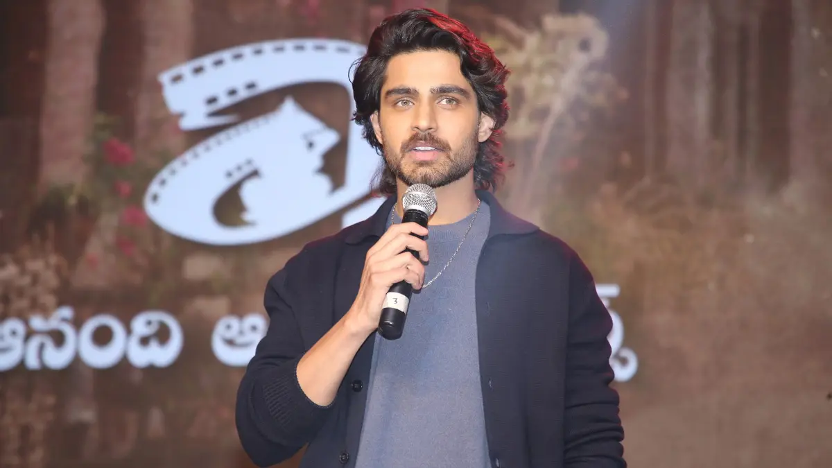 Buzz: After Emo Emo Idi, Roshan Meka signs yet another love story