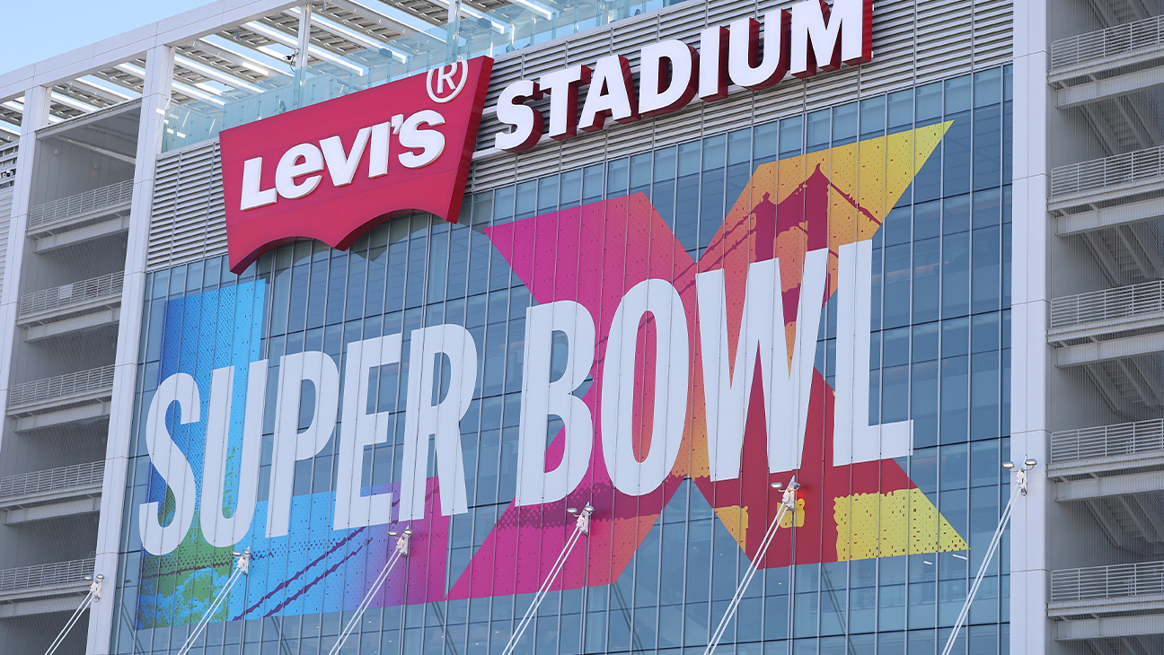 Jay-Z, Adam Sandler, Travis Kelce, Justin Bieber and Ciara Among Stars at 2026 Super Bowl