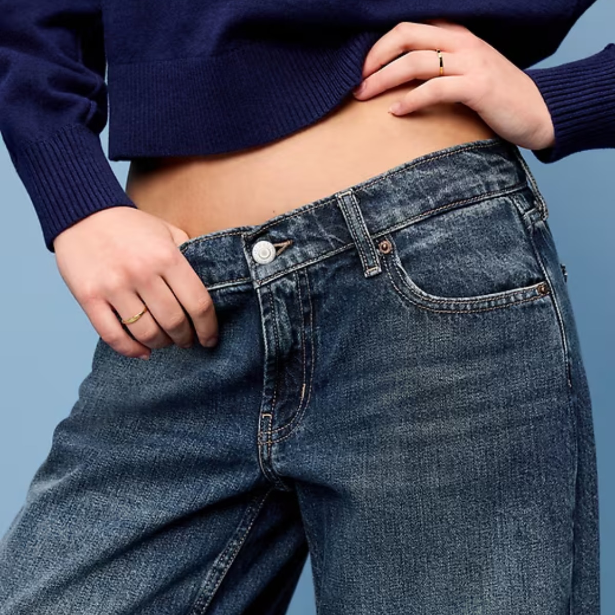 Tips for Styling Your Boyfriend Jeans (the Right Way) This Spring