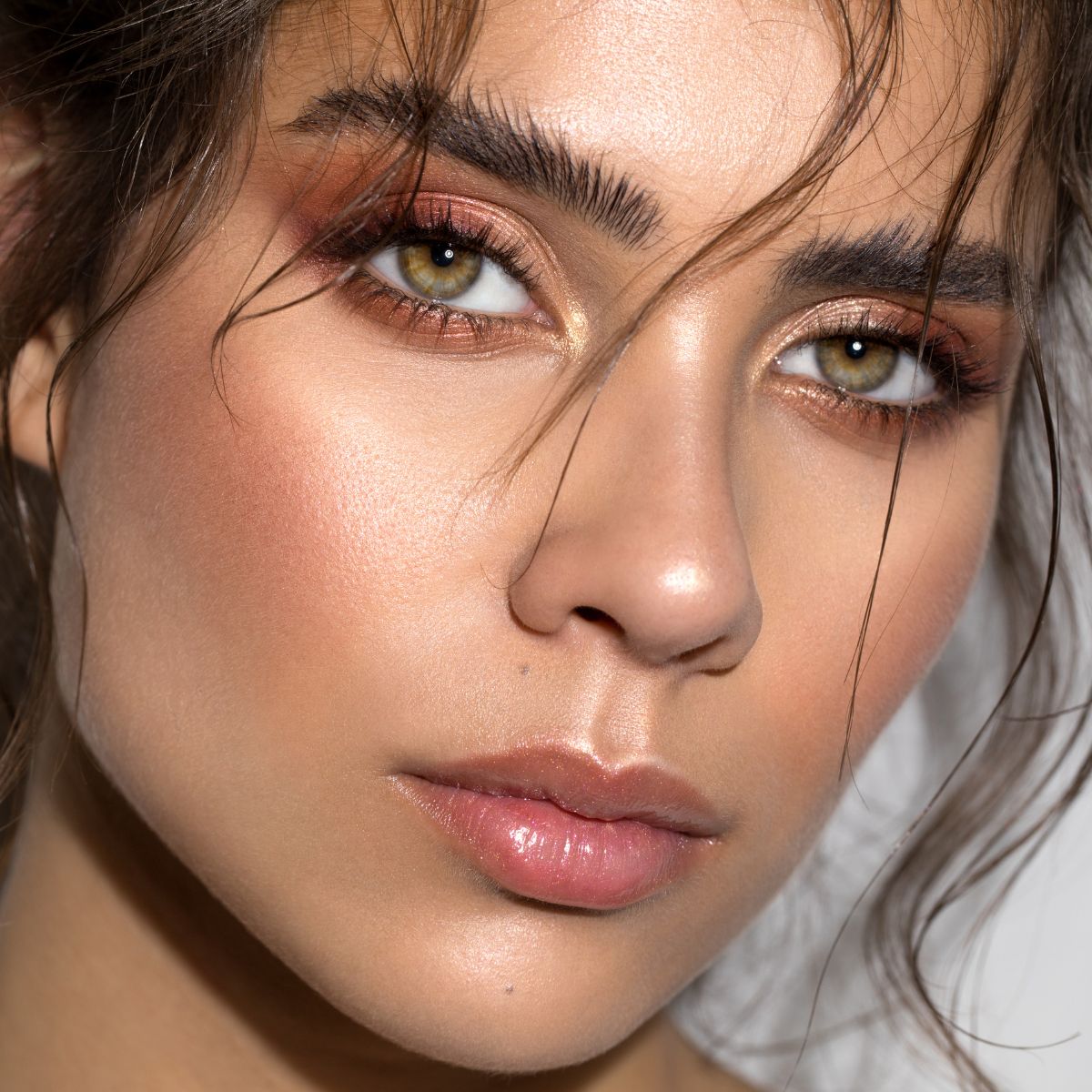 MUA Reveals How to Nail Spring’s Effortless Bronzy Eye Trend for 