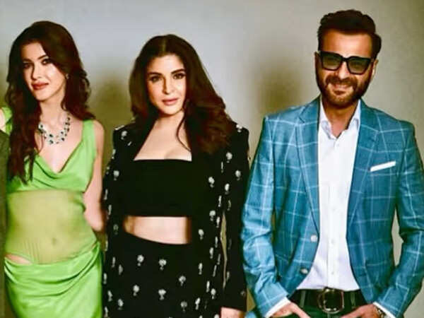 Shanaya Kapoor Recalls The Time She Mistook Her Mother Maheep Kapoors Fans As Her Own