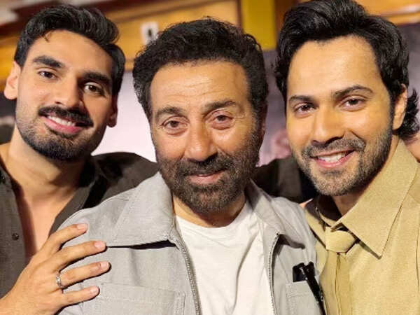 Varun Dhawanâs Viral Selfie With Sunny Deol and Ahan Shetty Delights Fans Varun Dhawanâs Viral Selfie With Sunny Deol and Ahan Shetty Delights Fans