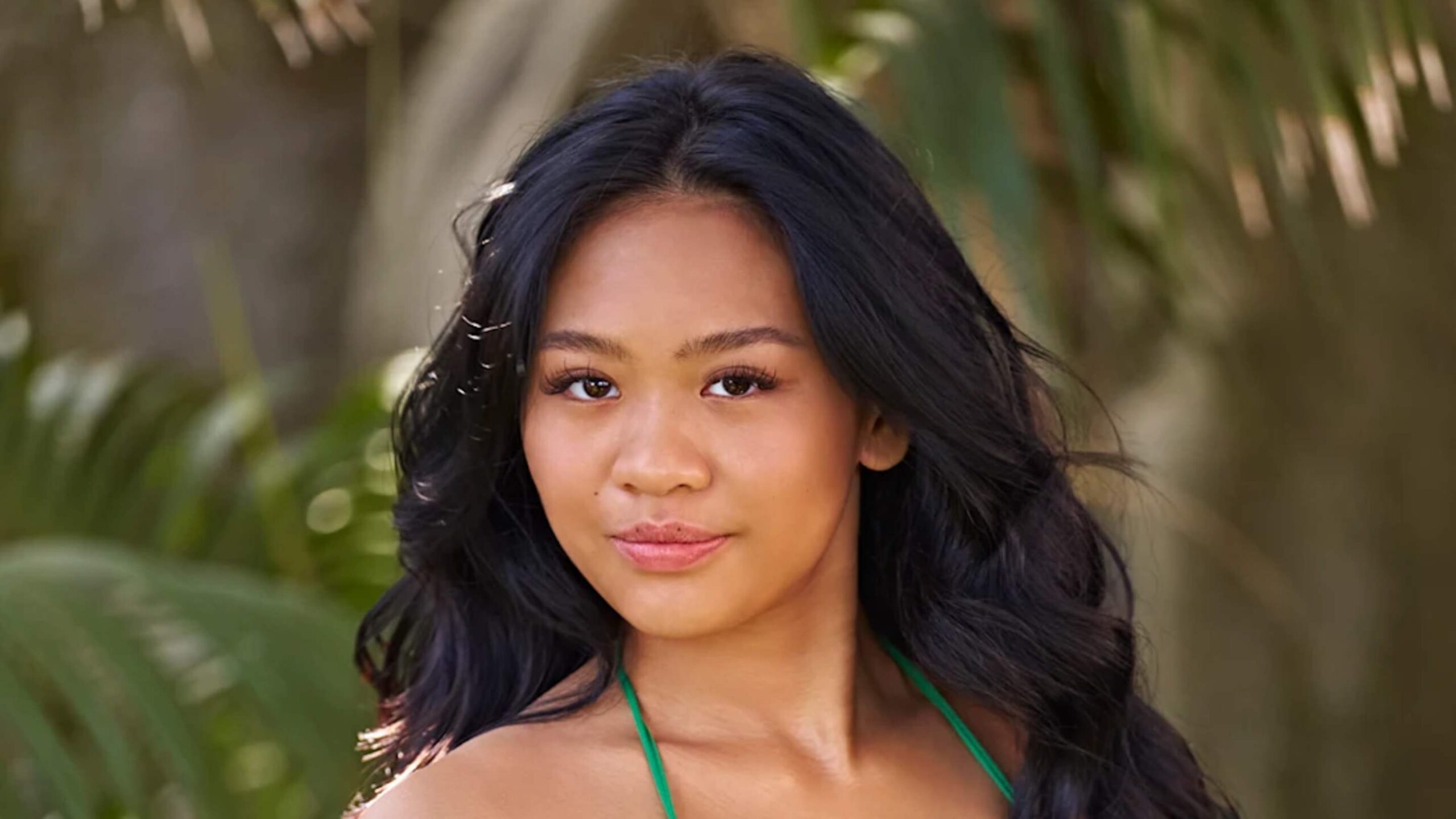 Suni Lee Proves She Is the Queen of Chocolate Brown Swimwear