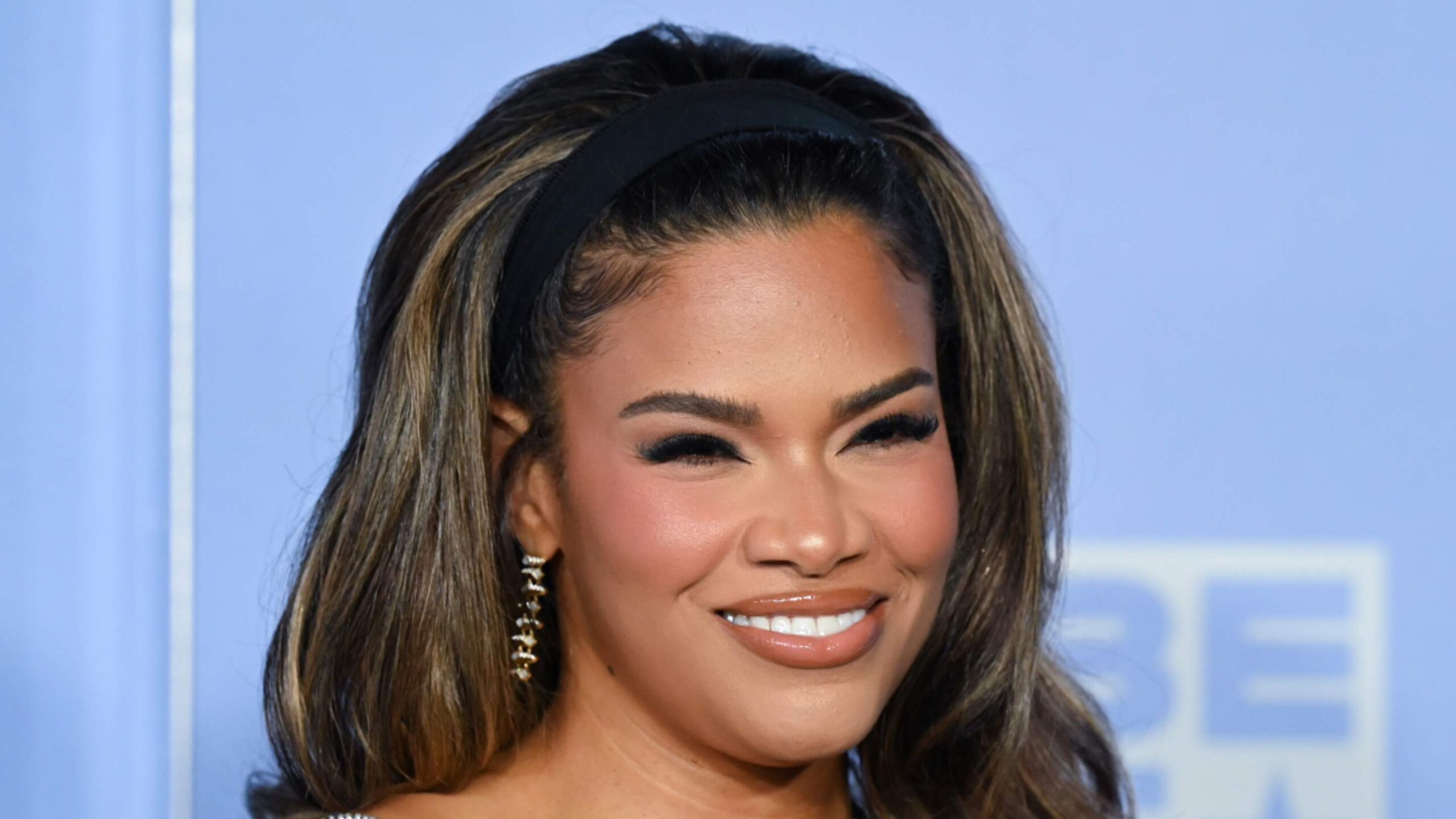 Kamie Crawford’s Photos From the NAACP Image Awards Have SI Swimsuit Models Cheering