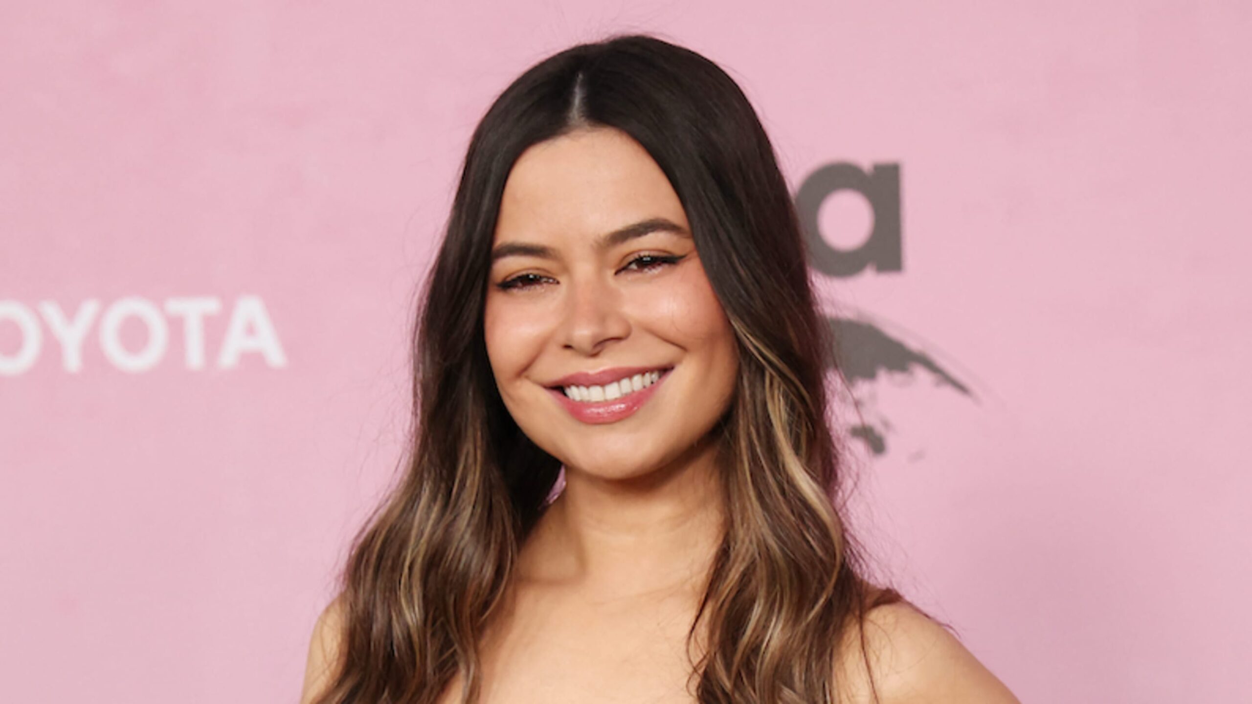 Miranda Cosgrove’s Best Bikini Moments Through the Years