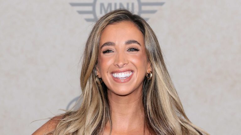 SI Swimsuit Model Katie Austin Is Pregnant, Expecting Baby No. 1 With Husband Lane Armstrong