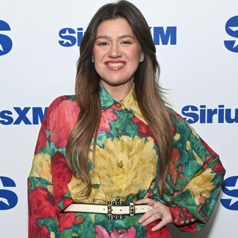 Kelly Clarkson Reveals Truth Behind Amount of American Idol Winnings
