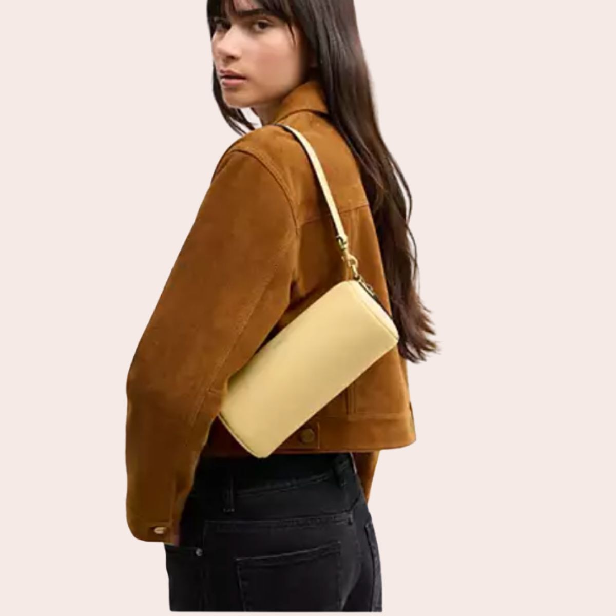 Your Outfit’s Missing This: ’90s It Girl Bags Are Back