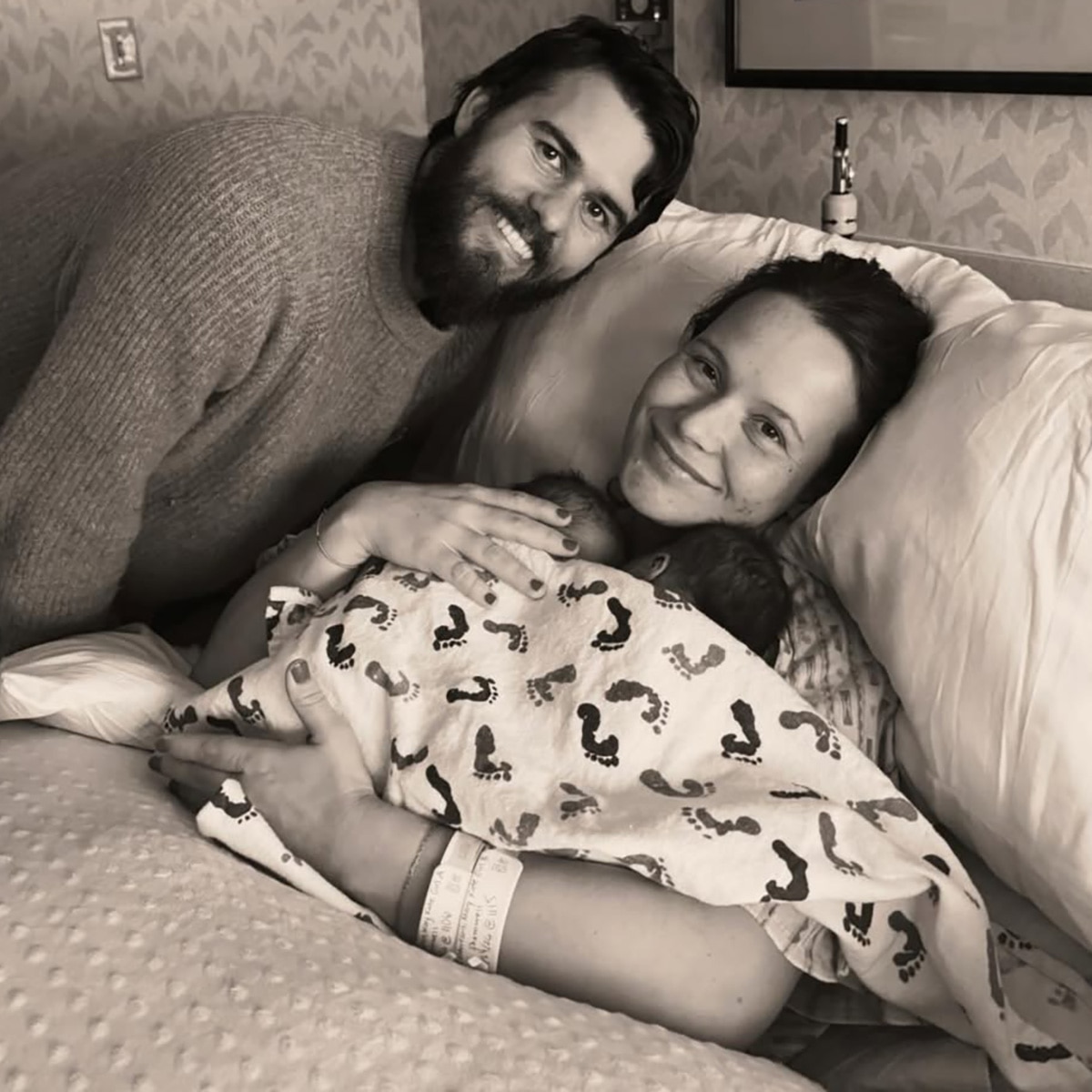 Duck Dynasty’s Mary Kate Robertson, John Luke Robertson Welcome Twins