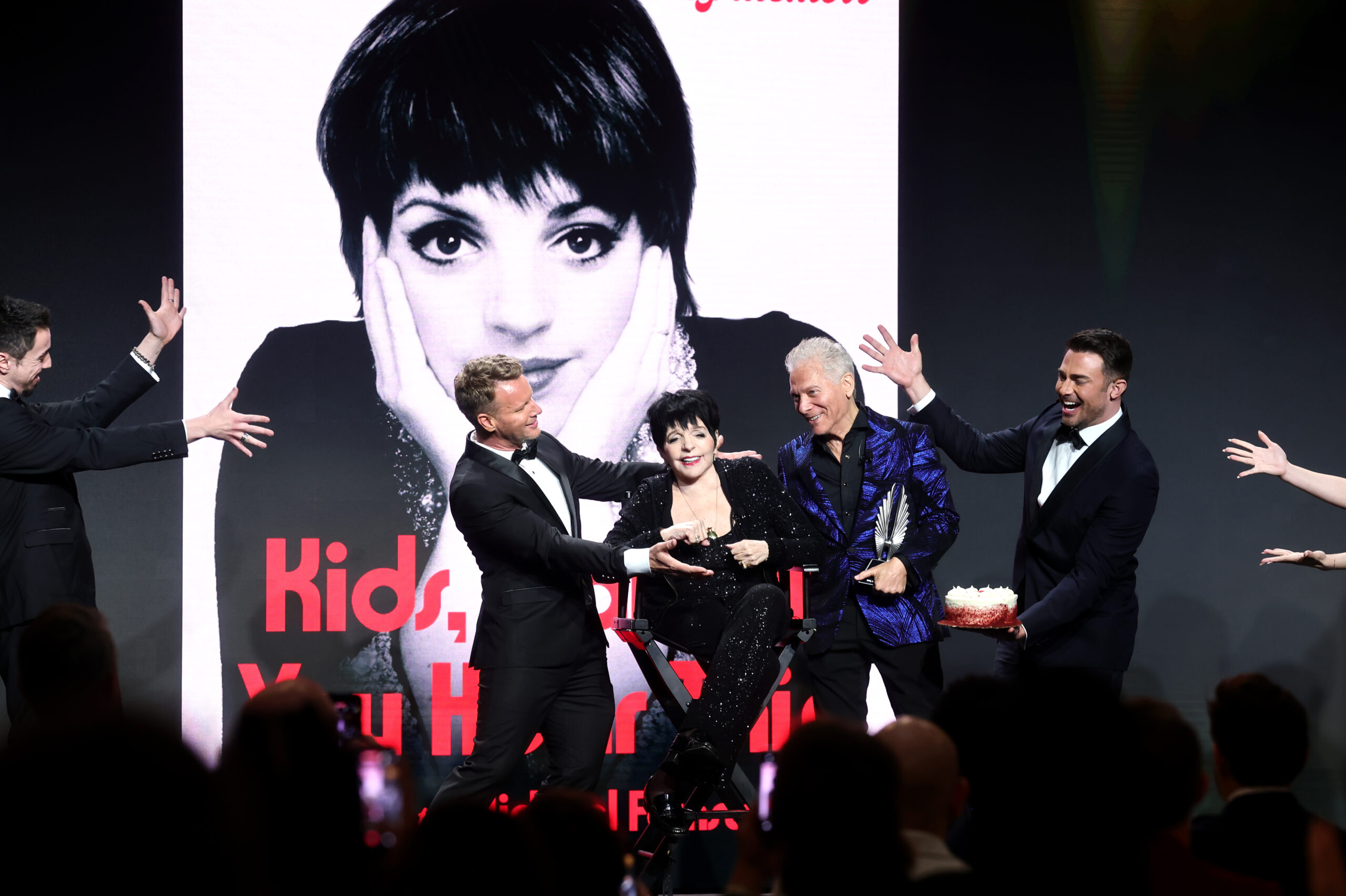 Liza Minnelli Makes Surprise Appearance at the GLAAD Media Awards: “You Make Me So Proud”