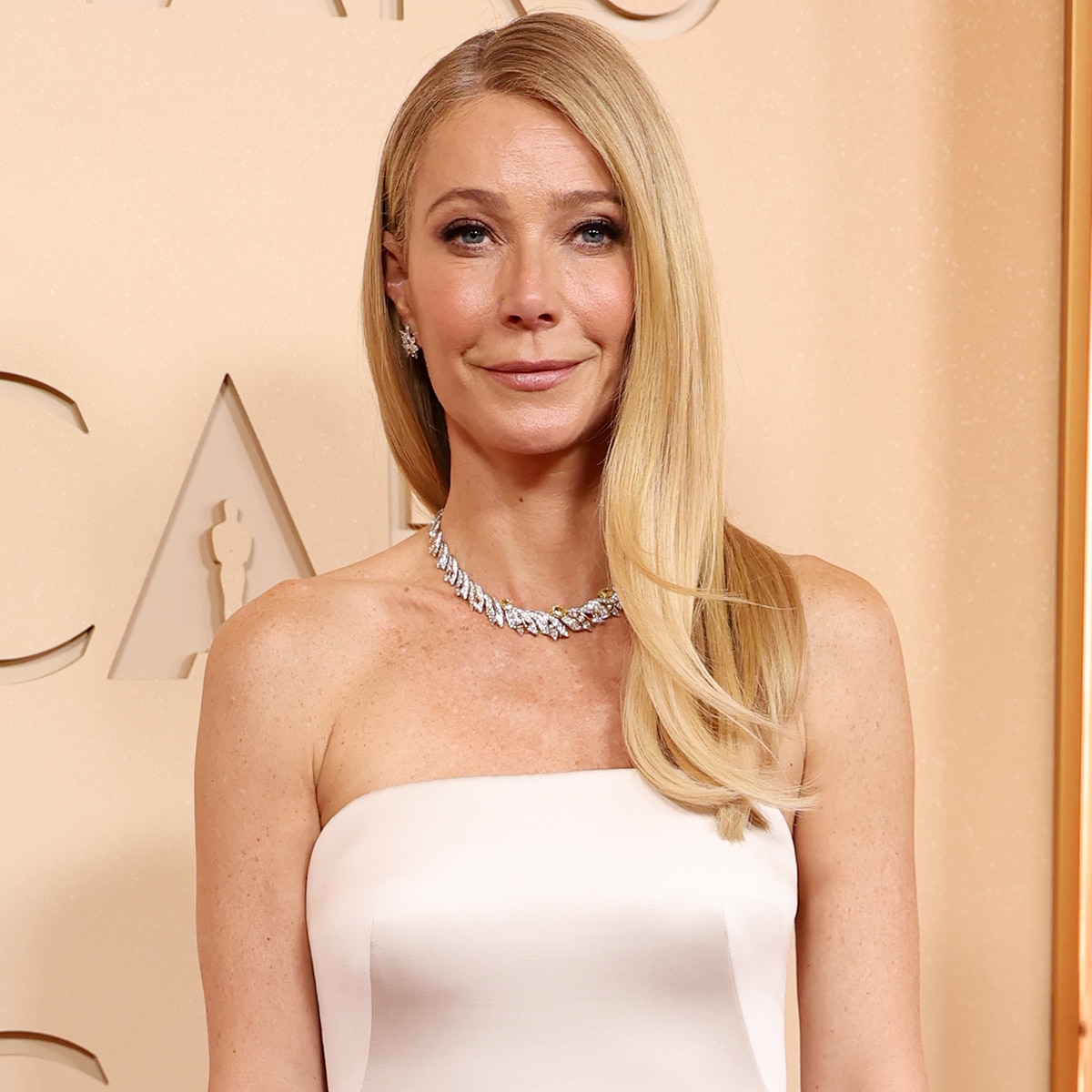 Gwyneth Paltrow Says She Was Sewn Into Side-Slit Dress for Oscars 2026