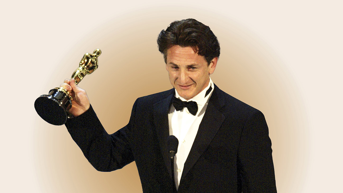 We Now Know Which Oscar Sean Penn Gave to Zelensky