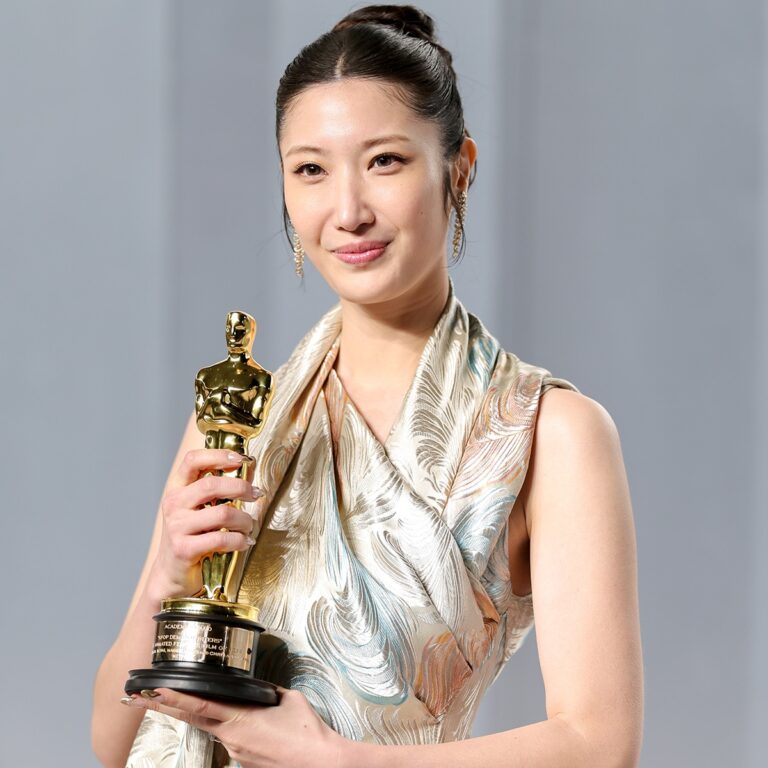 What “Golden” Singer EJAE Wanted to Say at Oscars 2026 Before Mic Cut