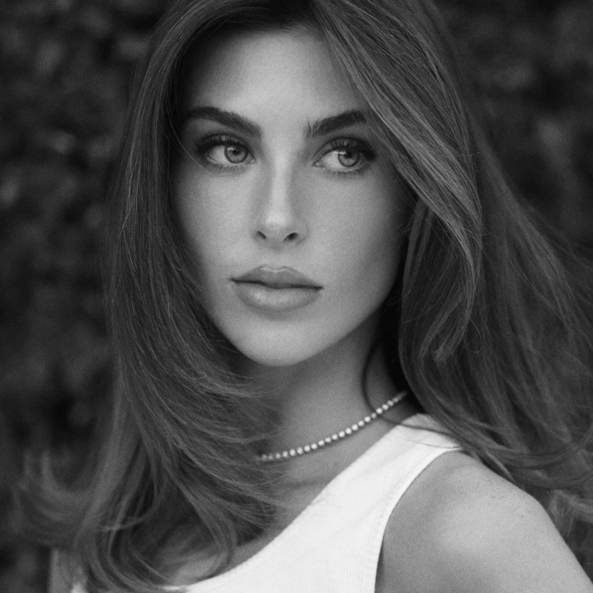 Paige Lorenze Gives Us the Secret to the Perfect ‘90s It Girl Lip Duo