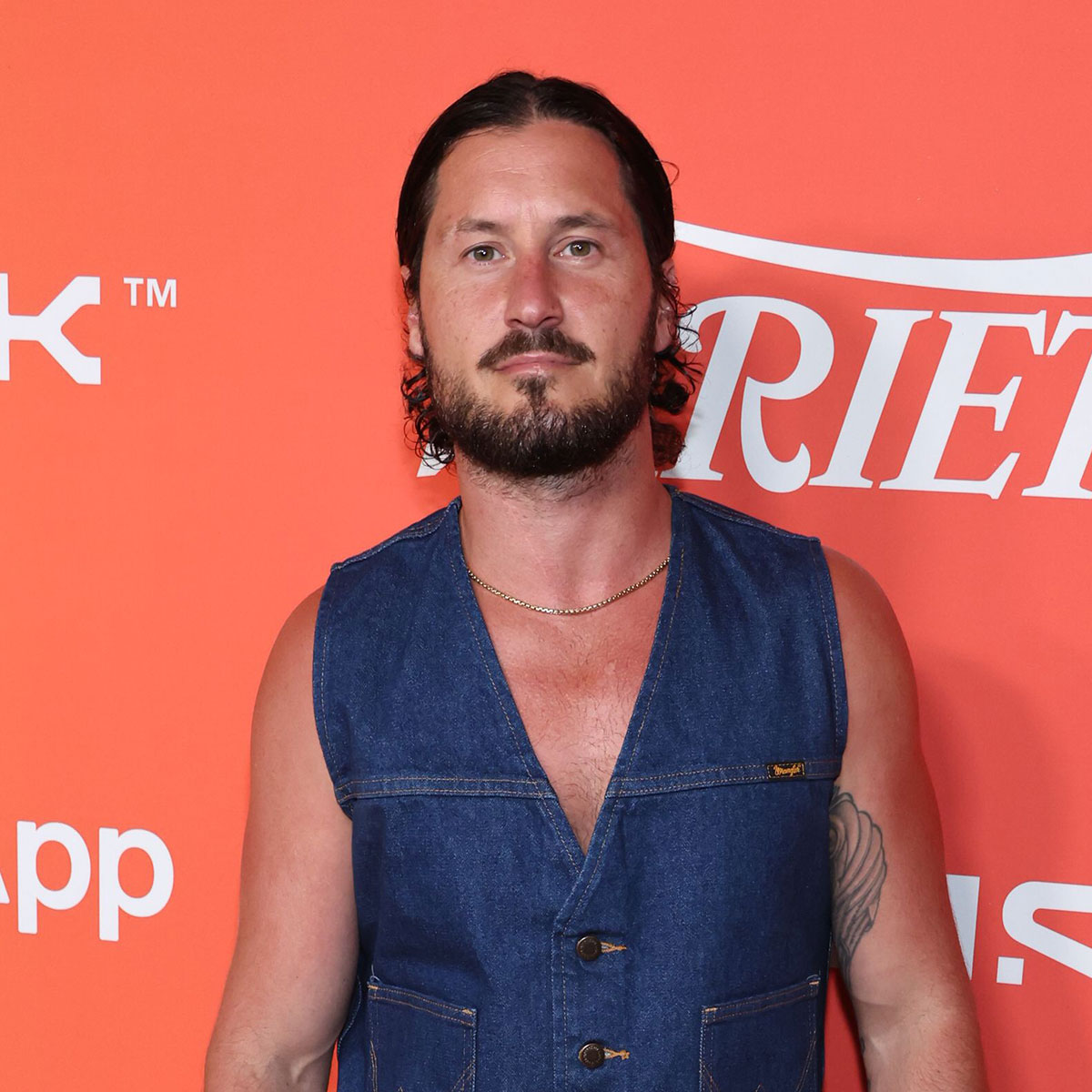 Dancing With the Stars’ Val Chmerkovskiy Hospitalized During Tour