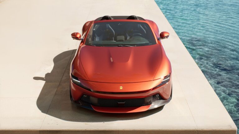 The Ferrari Amalfi Spider Puts An Award-Winning V8 In A Gorgeous Grand Tourer