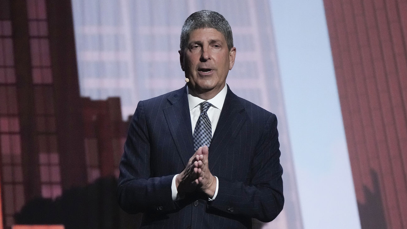 Paramount Enlists Ellison Advisor to Handle Jeff Shell’s Legal Drama