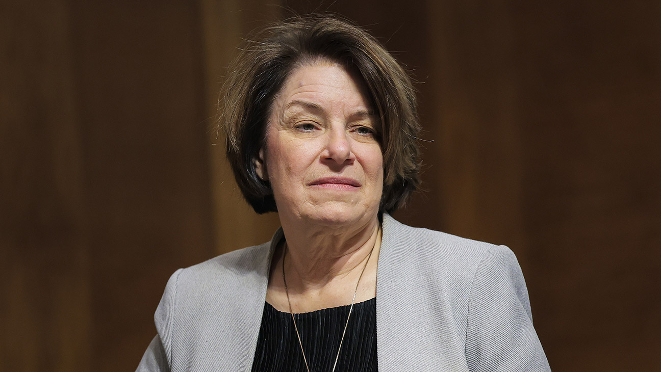 After “Weak” DOJ Settlement With Live Nation, Senators Back Bill to Bulk Up Antitrust Reviews