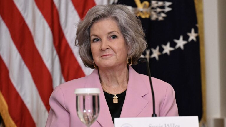 Susie Wiles’ Cancer Diagnosis: Updates on the White House Chief of Staff’s Health