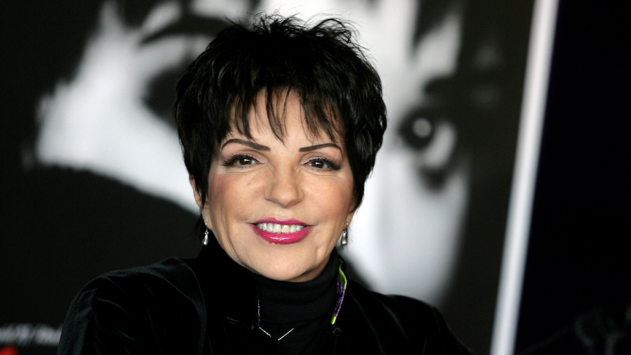 At Liza Minnelli Book Event, the Story Onstage Didn’t Match the One in the Book