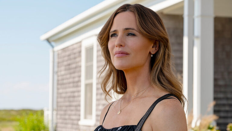 Peacock Books Date for ‘The Five Star Weekend’ With Jennifer Garner