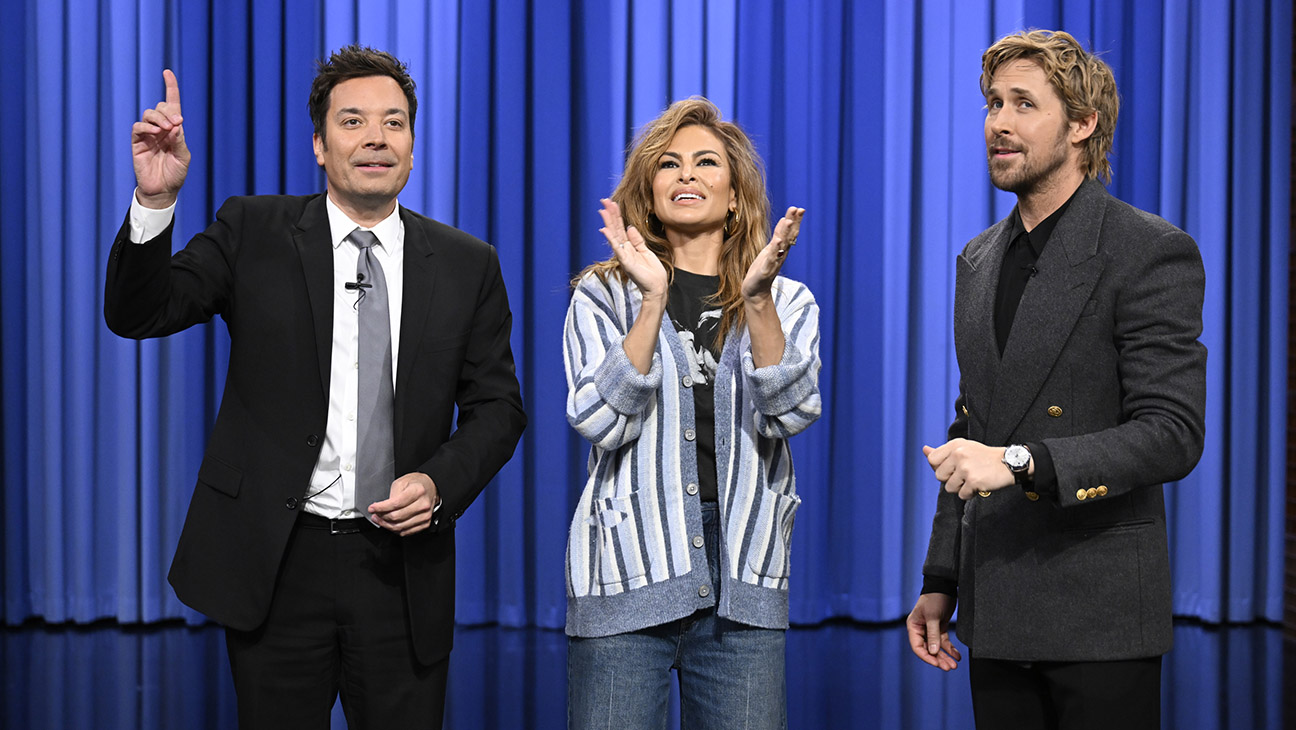 Ryan Gosling Surprises Eva Mendes With Birthday Serenade on ‘Tonight Show’ With Jimmy Fallon