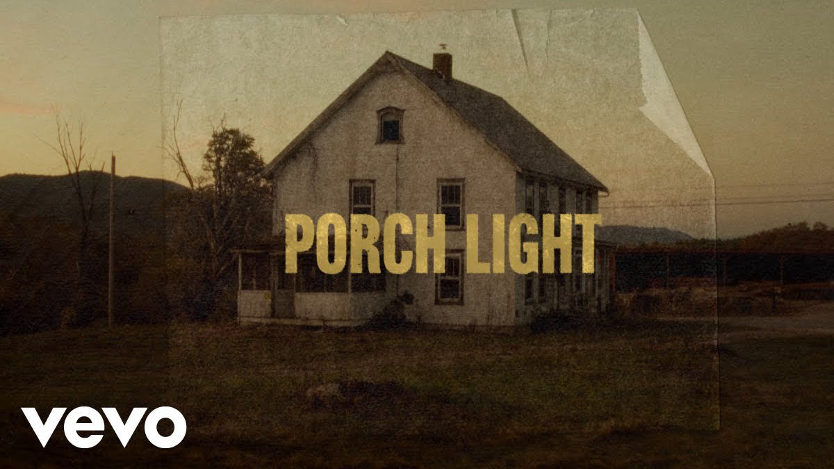 Noah Kahan – Porch Light Song Lyrics