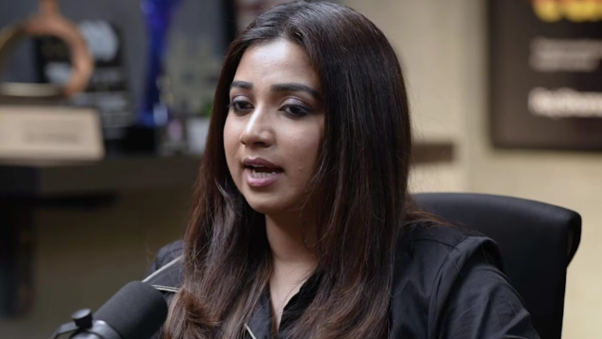 Shreya Ghoshal Breaks Silence on ‘Chikni Chameli’ Controversy