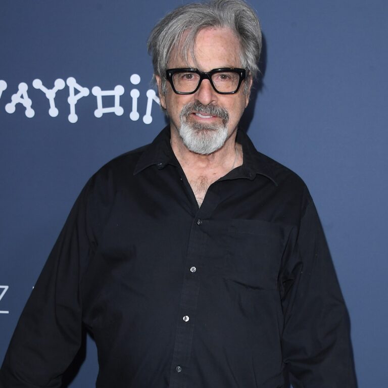 New Details on Lizzie McGuire Star Robert Carradine’s Death Revealed