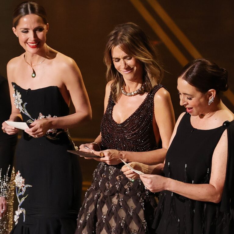 Bridesmaids Cast Reunites at Oscars 2026—and It’s a Party
