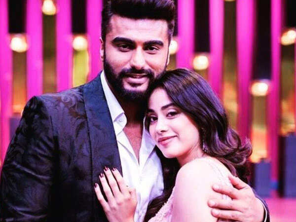 Janhvi Kapoor Says It Hurts to See Arjun Kapoor Face Bullying and Harassment Online Janhvi Kapoor Says It Hurts to See Arjun Kapoor Face Bullying and Harassment Online